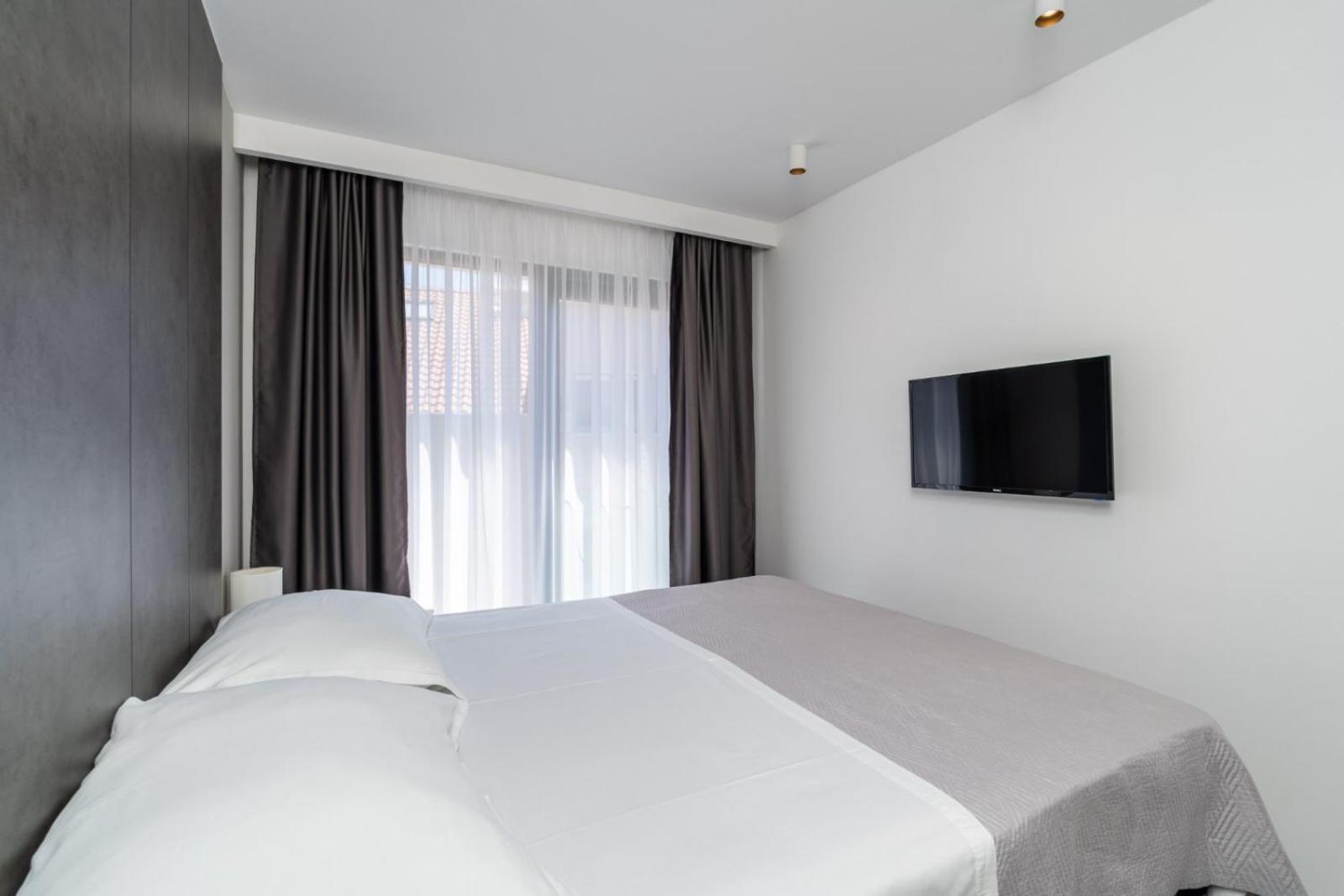 Apartments Maria 扎通 外观 照片