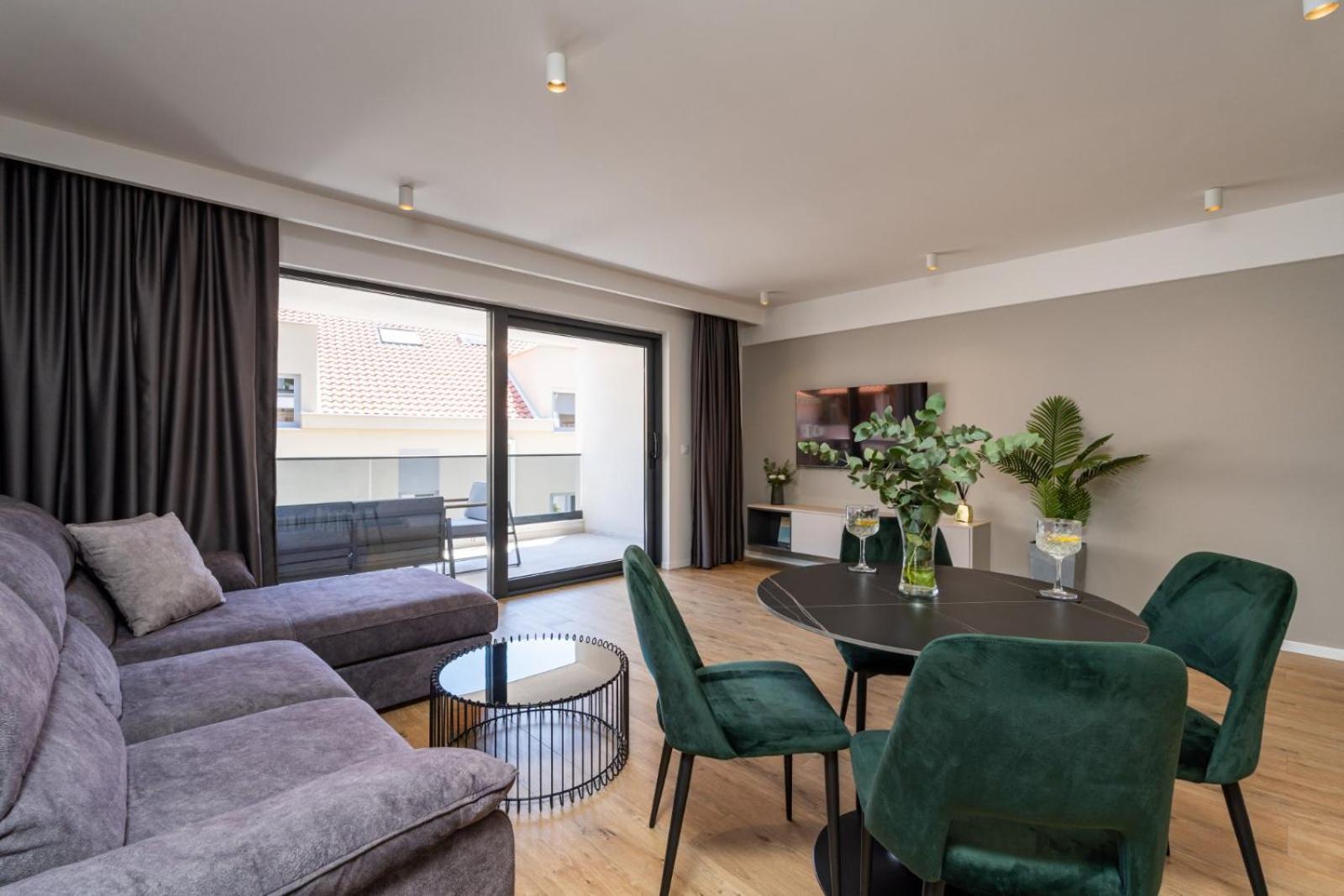 Apartments Maria 扎通 外观 照片